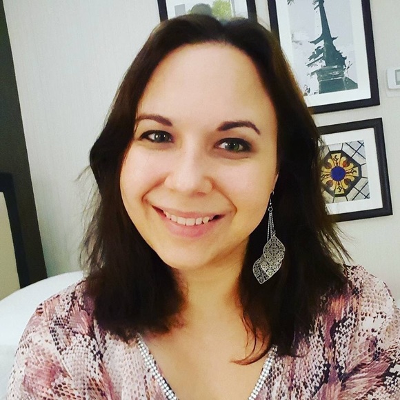 Meet your Posher, Anne - Picture 1 of 1